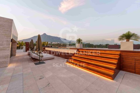 Casa in vendita a Marbella, Malaga, Spagna 4 camere da letto, 425 mq. N° 158378 - foto 17