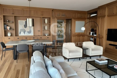Appartamento a Barcelona, Spagna 5 camere da letto, 254 mq. N° 158380