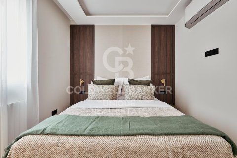 Apartment for sale in Madrid, Spain 3 bedrooms, 122 sq.m. No. 158377 - photo 16