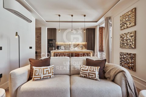 Wohnung zum Verkauf in Madrid, Spanien 3 Schlafzimmer, 122 m2 Nr. 158377 - Foto 2