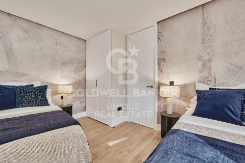 Apartment for sale in Madrid, Spain 3 bedrooms, 122 sq.m. No. 158377 - photo 19