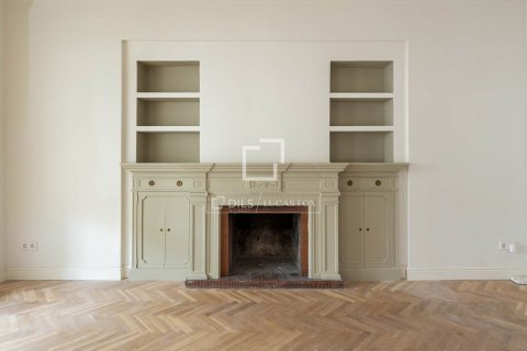 Dzīvoklis pārdošanā Barcelona, Spānijā 5 istabas, 250 m2 Nr. 150639 - attēls 12