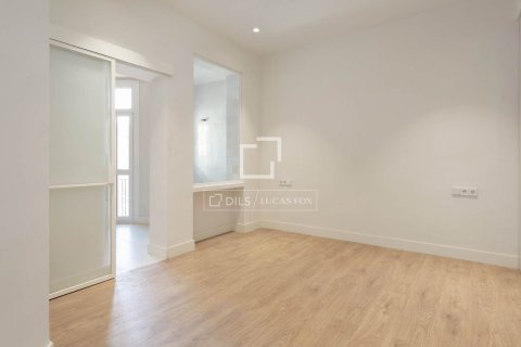 Apartment à vendre à Barcelona, Espagne, 5 chambres, 250 m2 No. 150639 - photo 25