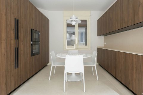 Dzīvoklis pārdošanā Barcelona, Spānijā 5 istabas, 250 m2 Nr. 150639 - attēls 22