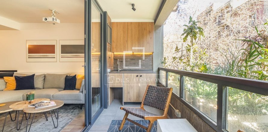 Apartment à Barcelona, Espagne 4 chambres, 96 m2 No. 150640