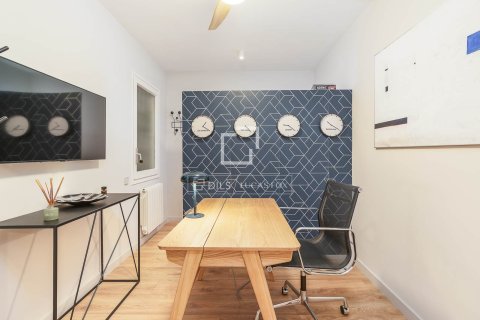 Apartment à vendre à Barcelona, Espagne, 4 chambres, 96 m2 No. 150640 - photo 25