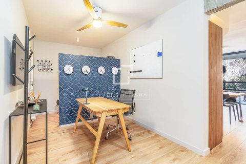 Apartment à vendre à Barcelona, Espagne, 4 chambres, 96 m2 No. 150640 - photo 27