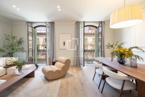 Wohnung in Barcelona, Spanien 4 Schlafzimmer, 200 m2 Nr. 150637