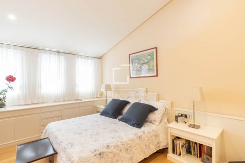 Villa à vendre à Sant Cugat Del Valles, Barcelona, Espagne, 4 chambres, 185 m2 No. 150636 - photo 21