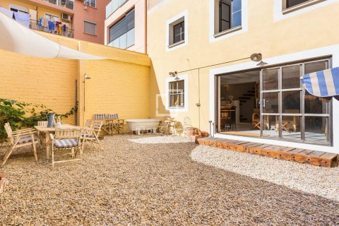 Apartment à vendre à Barcelona, Espagne, 4 chambres, 208 m2 No. 150642 - photo 4