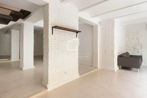 Apartment à vendre à Barcelona, Espagne, 4 chambres, 208 m2 No. 150642 - photo 28