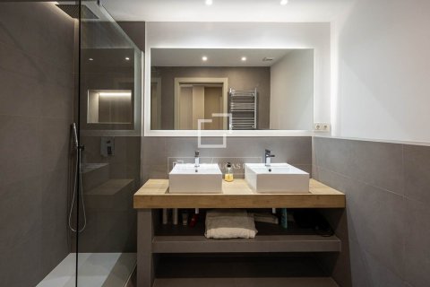 Penthouse w Barcelona, Hiszpania 6 sypialni, 320 mkw. nr 150638 – zdjęcie 28