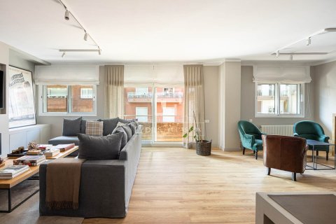 Penthouse w Barcelona, Hiszpania 6 sypialni, 320 mkw. nr 150638 – zdjęcie 2