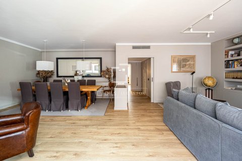 Penthouse w Barcelona, Hiszpania 6 sypialni, 320 mkw. nr 150638 – zdjęcie 11