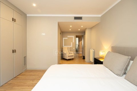 Penthouse w Barcelona, Hiszpania 6 sypialni, 320 mkw. nr 150638 – zdjęcie 30