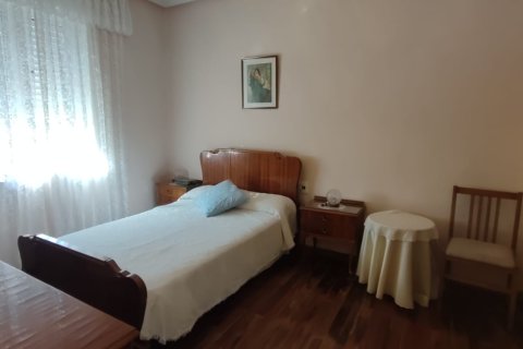 Villa en venta en Veguellina de Órbigo, León, España 6 dormitorios, 276 m2 No. 185083 - foto 6