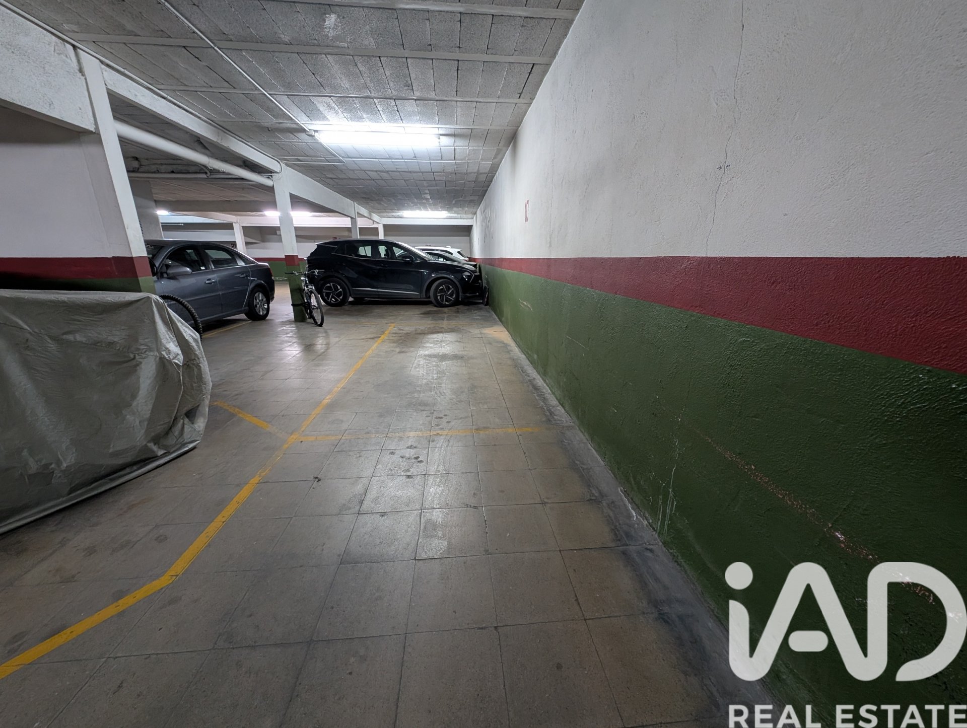 Garage in El Masnou, Barcelona, Spain 9 sq.m. No. 185082