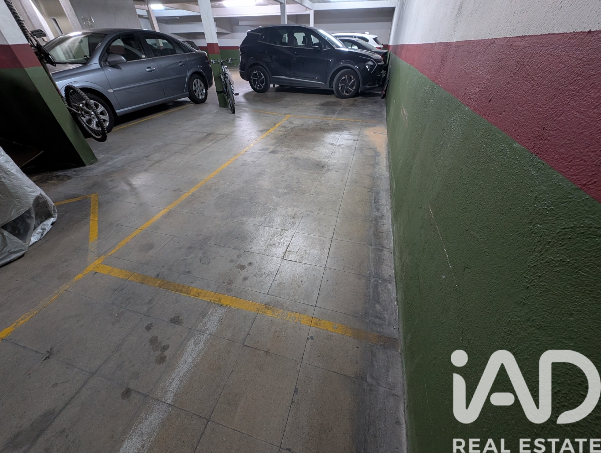 Garage in El Masnou, Barcelona, Spain 9 sq.m. No. 185082