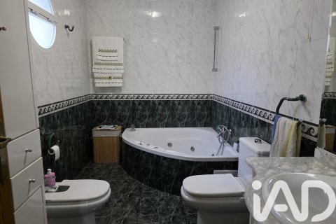 House for sale in Calasparra, Murcia, Spain 4 bedrooms, 241.8 sq.m. No. 185085 - photo 11