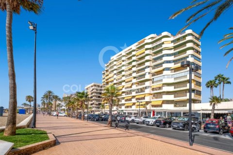 Apartament w Fuengirola, Malaga, Hiszpania 2 sypialnie, 89 mkw. nr 157844 – zdjęcie 17