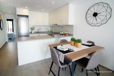 Apartment à vendre à Torre de la Horadada, Alicante, Espagne, 3 chambres, 82 m2 No. 192989 - photo 8