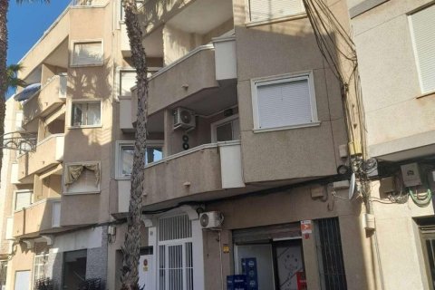 Apartment for sale in Torrevieja, Alicante, Spain 3 bedrooms, 109 sq.m. No. 156240 - photo 13