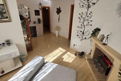 Villa till salu i Torrevieja, Alicante, Spanien 3 sovrum, 102 kvm. Nr. 156242 - foto 12