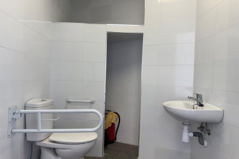 Commercial property for rent in Torrevieja, Alicante, Spain 51 sq.m. No. 156239 - photo 22