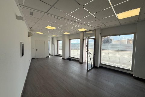 Commercial property in Torrevieja, Alicante, Spain 51 sq.m. No. 156239