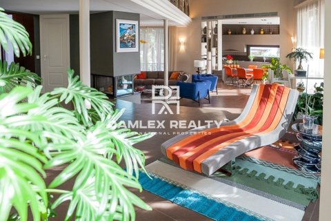 Huvila myytävänä Calonge, Girona, Espanja, 5 makuuhuonetta, 600 m2 No. 176696 - kuva 18