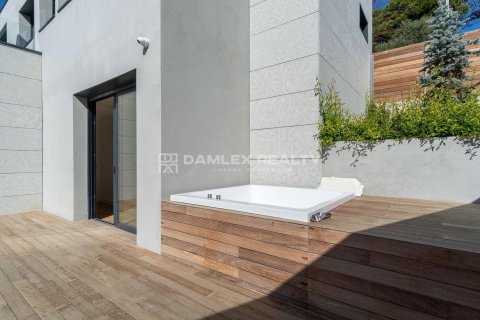 Huvila myytävänä Platja D'aro, Girona, Espanja, 6 makuuhuonetta, 450 m2 No. 176692 - kuva 28