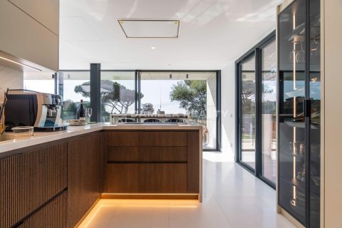 Huvila myytävänä Platja D'aro, Girona, Espanja, 6 makuuhuonetta, 450 m2 No. 176692 - kuva 16