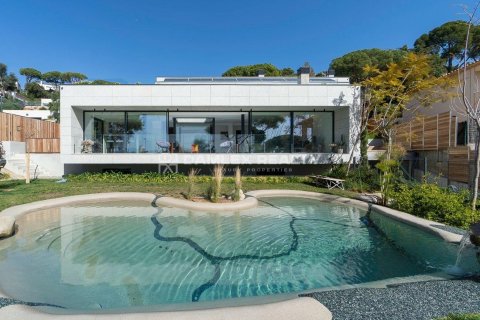 Huvila myytävänä Platja D'aro, Girona, Espanja, 6 makuuhuonetta, 450 m2 No. 176692 - kuva 6