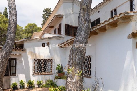 Huvila myytävänä Lloret de Mar, Girona, Espanja, 5 makuuhuonetta, 391 m2 No. 176698 - kuva 8