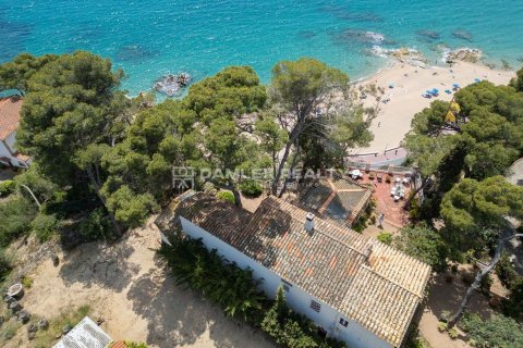 Willa w Lloret de Mar, Girona, Hiszpania 5 sypialni, 391 mkw. nr 176698