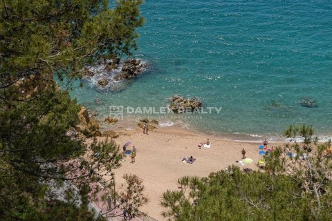 Huvila myytävänä Lloret de Mar, Girona, Espanja, 5 makuuhuonetta, 391 m2 No. 176698 - kuva 10