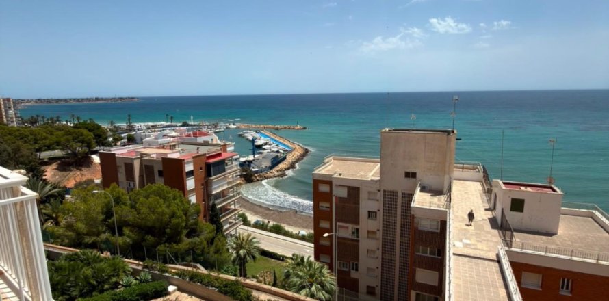 Dzīvoklis La Zenia, Alicante, Spānijā 4 istabas, 140 m2 Nr. 193737