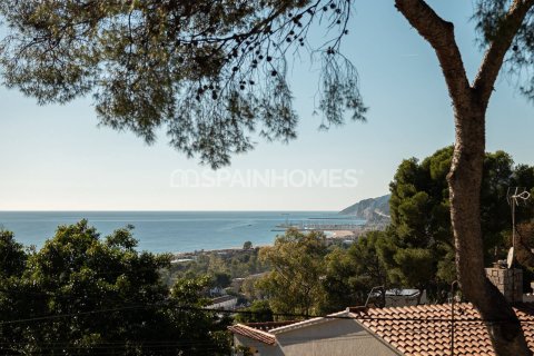 Villa à vendre à Castelldefels, Barcelona, Espagne, 5 chambres, 264 m2 No. 164709 - photo 2