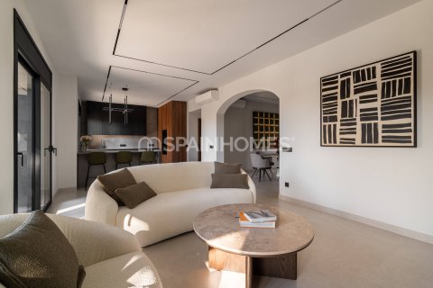 Villa à vendre à Castelldefels, Barcelona, Espagne, 5 chambres, 264 m2 No. 164709 - photo 9