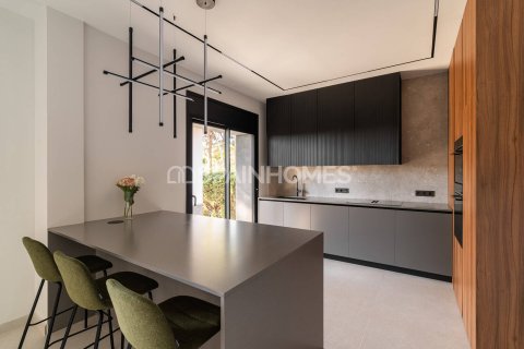 Villa à vendre à Castelldefels, Barcelona, Espagne, 5 chambres, 264 m2 No. 164709 - photo 15