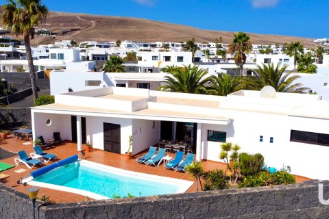 Дом в Плайя-Бланка, Лансароте, Испания 3 спальни, 142м2 №153118