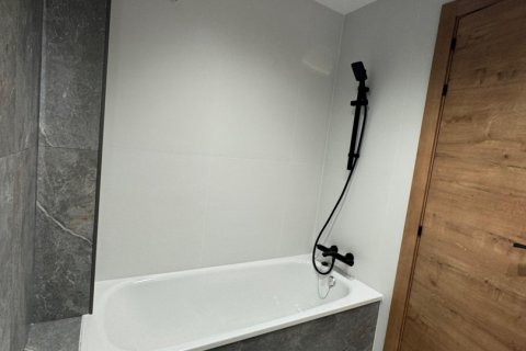 Wohnung zum Verkauf in Torrevieja, Alicante, Spanien 4 Schlafzimmer, 105 m2 Nr. 140360 - Foto 17