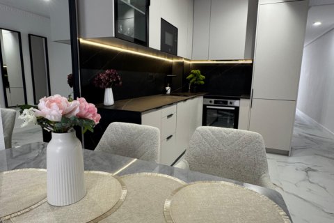 Wohnung zum Verkauf in Torrevieja, Alicante, Spanien 4 Schlafzimmer, 105 m2 Nr. 140360 - Foto 5