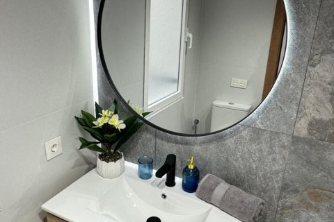 Wohnung zum Verkauf in Torrevieja, Alicante, Spanien 4 Schlafzimmer, 105 m2 Nr. 140360 - Foto 15