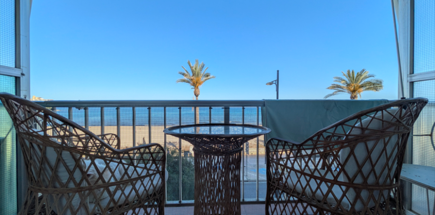Wohnung in El Campello, Alicante, Spanien 1 Schlafzimmer, 63 m2 Nr. 140362
