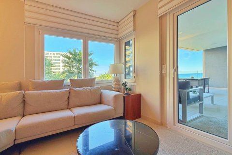 Apartament w Torrevieja, Alicante, Hiszpania 2 sypialnie, 79 mkw. nr 144556 – zdjęcie 9
