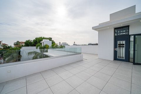 Villa zum Verkauf Marbella, Malaga, Spanien 4 Schlafzimmer, 434 m2 Nr. 134440 - Foto 23
