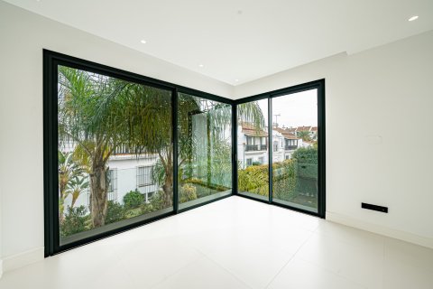 Villa zum Verkauf Marbella, Malaga, Spanien 4 Schlafzimmer, 434 m2 Nr. 134440 - Foto 16