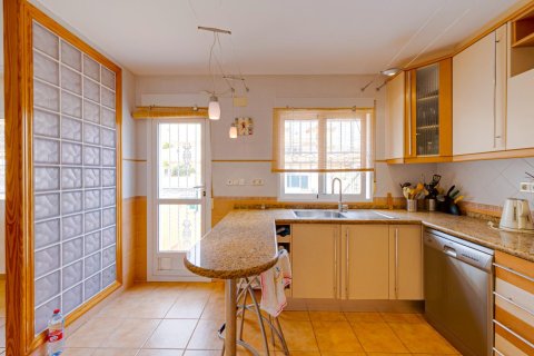 Bungalow for sale in Los Altos, Alicante, Spain 5 bedrooms, 350 sq.m. No. 165345 - photo 26