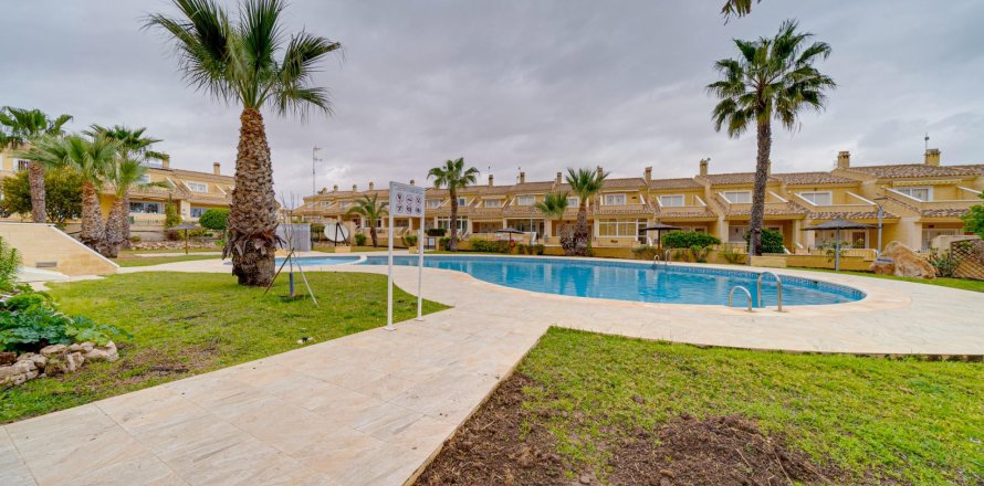 Bungalow in Los Altos, Alicante, Spain 5 bedrooms, 350 sq.m. No. 165345